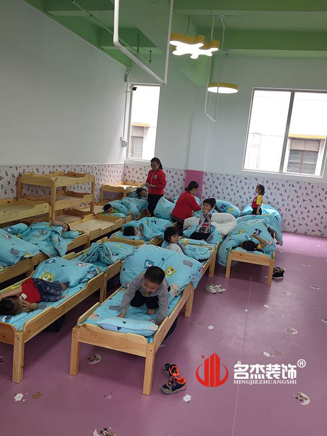 幼儿园休息室91视频网站入口.jpg