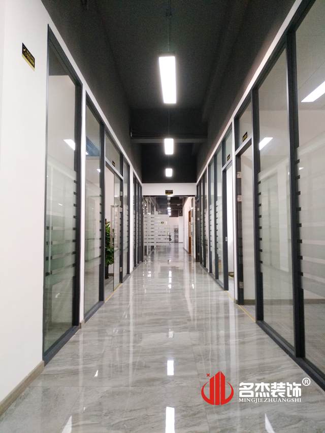 走道91视频网站入口设计完工照.jpg
